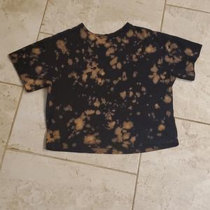 Isa and Ella cropped tie dye shirt